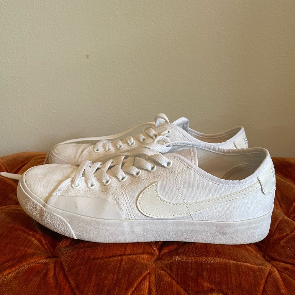 All white Nike SB Blazer Court Sneakers